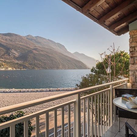 Casa Toblini Al Lago On The Beach Torbole Sul Garda Εξωτερικό φωτογραφία